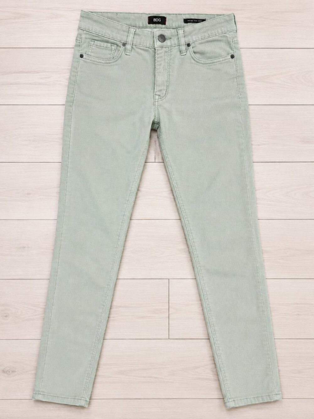 BDG Mid Rise Twig Ankle Corduroy Pants Soft Sage/Mint Green Size 27